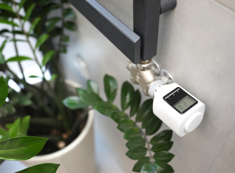 głowica termostatyczna bluetooth